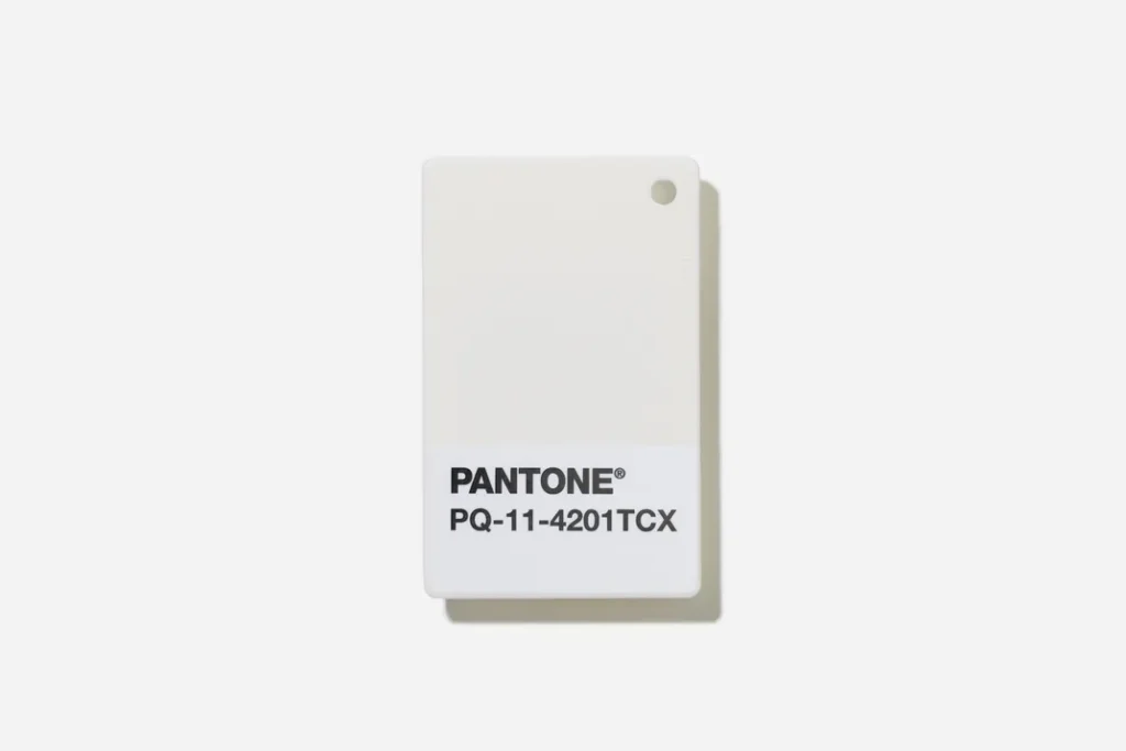 Pantone 11 4201 Cloud Dancer Plastic Chip 1