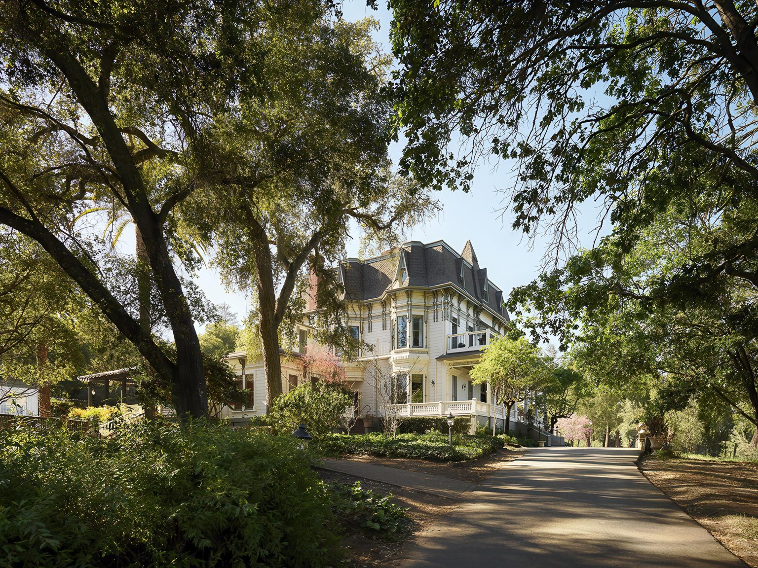 Jay Jeffers Design Excellence Award - Designer Society of America